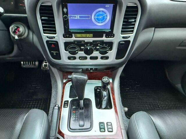 Сірий Тойота Ленд Крузер 100, об'ємом двигуна 4.7 л та пробігом 460 тис. км за 8500 $, фото 23 на Automoto.ua