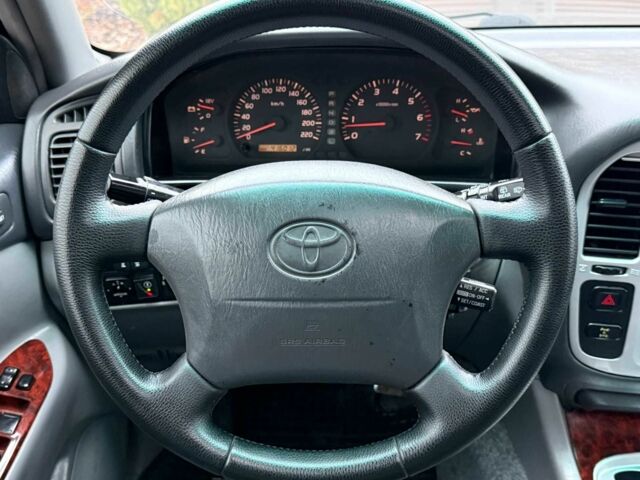 Сірий Тойота Ленд Крузер 100, об'ємом двигуна 4.7 л та пробігом 460 тис. км за 8500 $, фото 21 на Automoto.ua