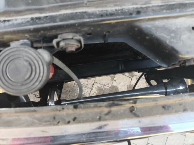 Сірий Тойота Ленд Крузер 100, об'ємом двигуна 4.7 л та пробігом 484 тис. км за 13000 $, фото 18 на Automoto.ua