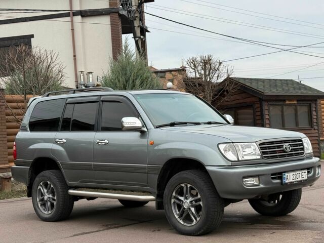 Сірий Тойота Ленд Крузер 100, об'ємом двигуна 4.7 л та пробігом 460 тис. км за 8500 $, фото 6 на Automoto.ua