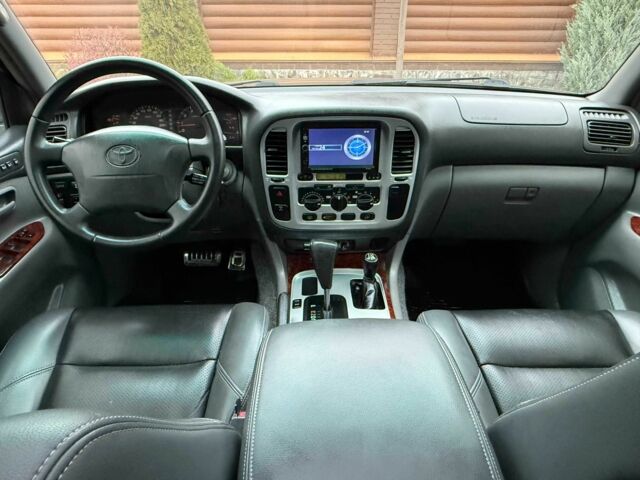 Сірий Тойота Ленд Крузер 100, об'ємом двигуна 4.7 л та пробігом 460 тис. км за 8500 $, фото 20 на Automoto.ua