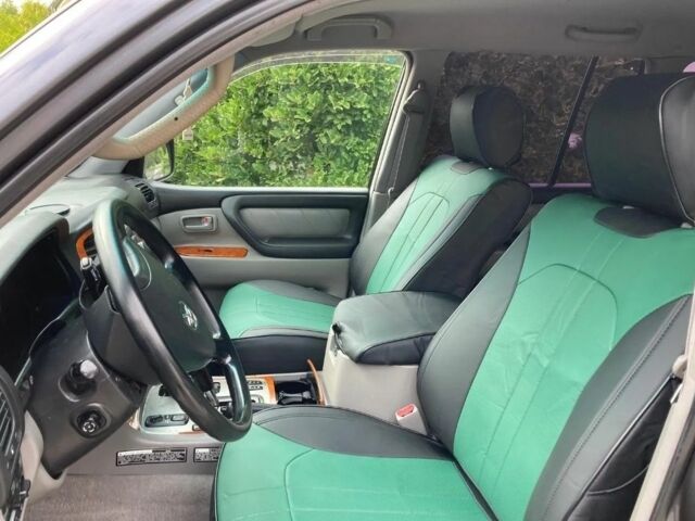 Сірий Тойота Ленд Крузер 100, об'ємом двигуна 4.2 л та пробігом 265 тис. км за 4000 $, фото 9 на Automoto.ua