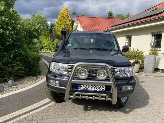 Сірий Тойота Ленд Крузер 100, об'ємом двигуна 4.2 л та пробігом 265 тис. км за 4000 $, фото 4 на Automoto.ua