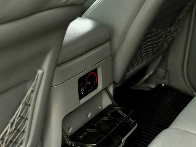 Серый Тойота Ленд Крузер 100, объемом двигателя 4.7 л и пробегом 390 тыс. км за 11650 $, фото 18 на Automoto.ua