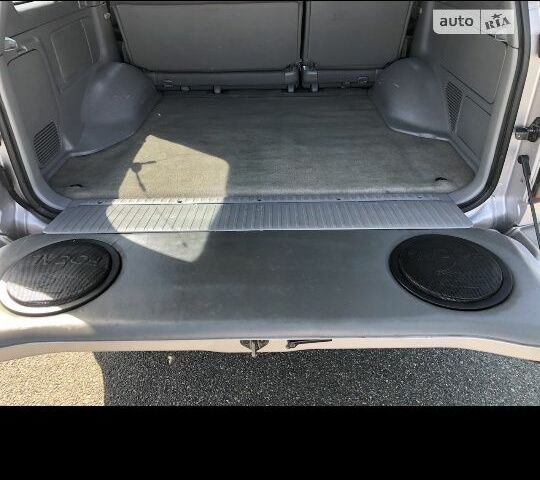 Сірий Тойота Ленд Крузер 100, об'ємом двигуна 4.7 л та пробігом 227 тис. км за 15000 $, фото 4 на Automoto.ua