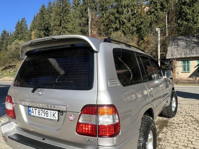 Серый Тойота Ленд Крузер 100, объемом двигателя 4.7 л и пробегом 370 тыс. км за 13500 $, фото 2 на Automoto.ua