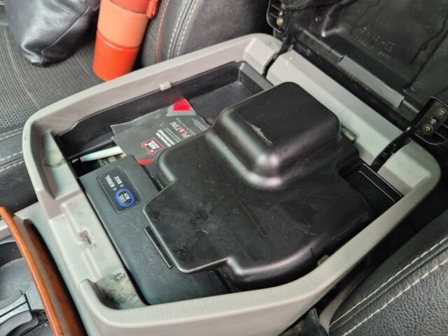 Серый Тойота Ленд Крузер 100, объемом двигателя 4.2 л и пробегом 453 тыс. км за 16500 $, фото 19 на Automoto.ua