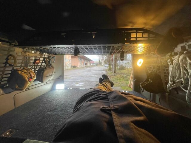 Серый Тойота Ленд Крузер 100, объемом двигателя 4.7 л и пробегом 333 тыс. км за 14800 $, фото 8 на Automoto.ua