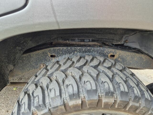 Серый Тойота Ленд Крузер 100, объемом двигателя 4.2 л и пробегом 453 тыс. км за 16500 $, фото 8 на Automoto.ua