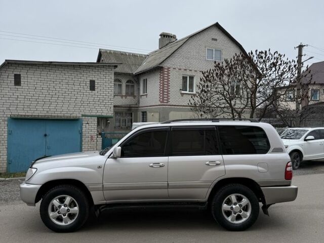 Серый Тойота Ленд Крузер 100, объемом двигателя 4.7 л и пробегом 377 тыс. км за 9500 $, фото 8 на Automoto.ua