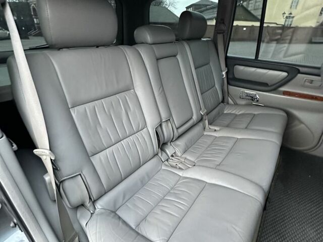 Сірий Тойота Ленд Крузер 100, об'ємом двигуна 4.7 л та пробігом 435 тис. км за 11999 $, фото 14 на Automoto.ua