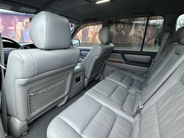 Сірий Тойота Ленд Крузер 100, об'ємом двигуна 4.7 л та пробігом 435 тис. км за 11999 $, фото 10 на Automoto.ua