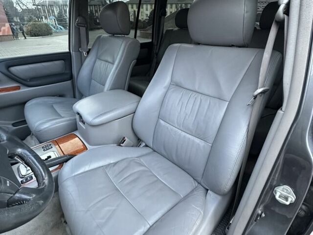 Сірий Тойота Ленд Крузер 100, об'ємом двигуна 4.7 л та пробігом 435 тис. км за 11999 $, фото 13 на Automoto.ua