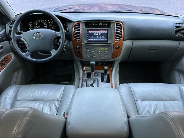 Сірий Тойота Ленд Крузер 100, об'ємом двигуна 4.7 л та пробігом 435 тис. км за 11999 $, фото 15 на Automoto.ua