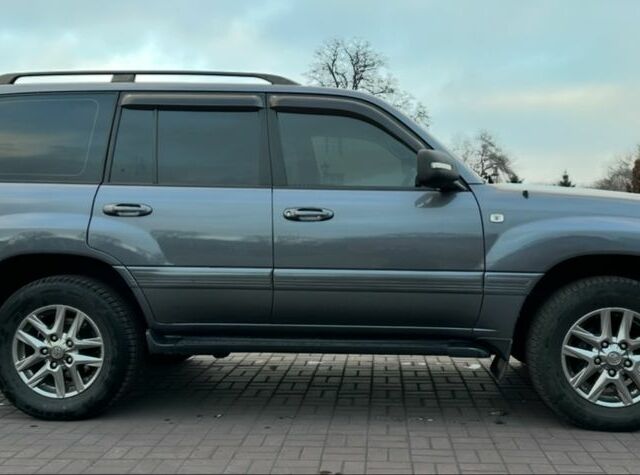 Сірий Тойота Ленд Крузер 100, об'ємом двигуна 4.7 л та пробігом 435 тис. км за 11999 $, фото 3 на Automoto.ua