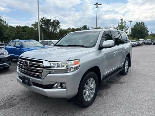 Серый Тойота Ленд Крузер 100, объемом двигателя 5.7 л и пробегом 42 тыс. км за 13000 $, фото 2 на Automoto.ua