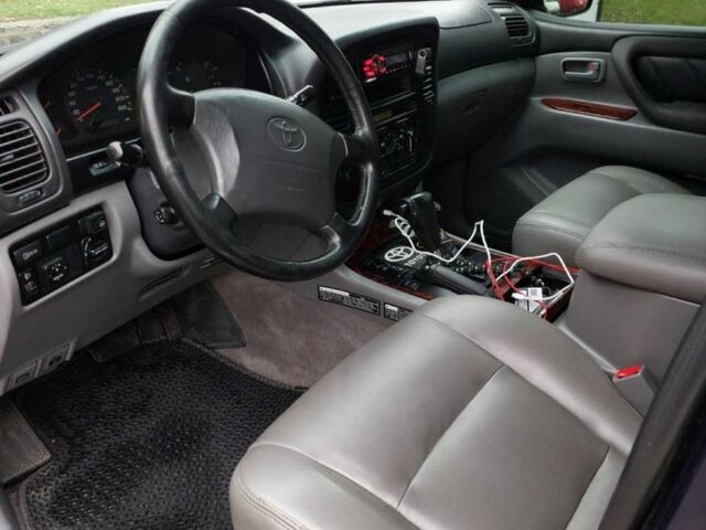 Синій Тойота Ленд Крузер 100, об'ємом двигуна 0 л та пробігом 300 тис. км за 11999 $, фото 7 на Automoto.ua