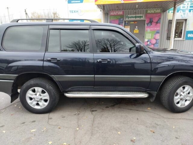 Синій Тойота Ленд Крузер 100, об'ємом двигуна 0 л та пробігом 300 тис. км за 11999 $, фото 5 на Automoto.ua