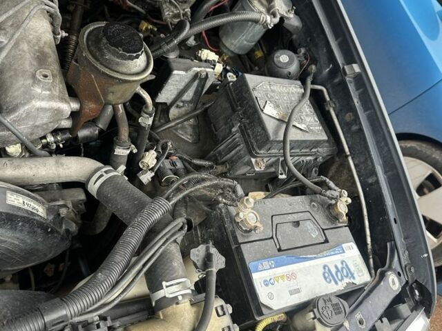 Синий Тойота Ленд Крузер 100, объемом двигателя 4.2 л и пробегом 225 тыс. км за 16000 $, фото 8 на Automoto.ua