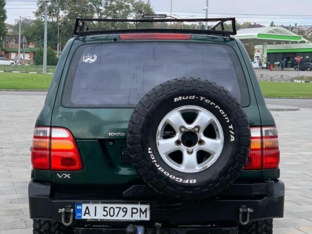 Зеленый Тойота Ленд Крузер 100, объемом двигателя 4.2 л и пробегом 460 тыс. км за 13999 $, фото 2 на Automoto.ua