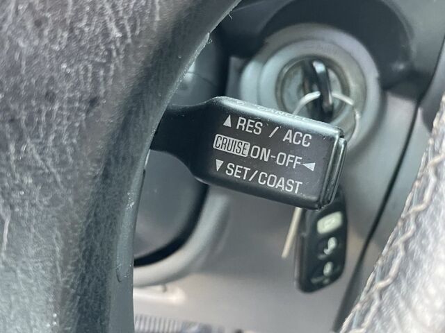 Зеленый Тойота Ленд Крузер 100, объемом двигателя 4.2 л и пробегом 366 тыс. км за 13500 $, фото 15 на Automoto.ua