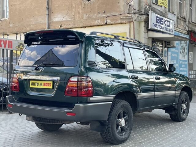 Зеленый Тойота Ленд Крузер 100, объемом двигателя 4.2 л и пробегом 366 тыс. км за 13500 $, фото 3 на Automoto.ua