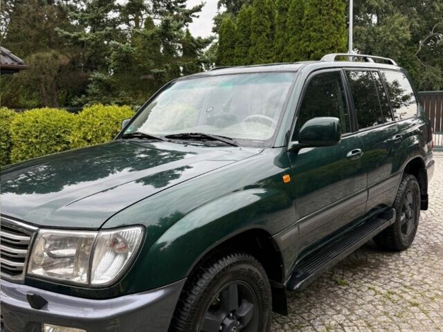 Зеленый Тойота Ленд Крузер 100, объемом двигателя 0 л и пробегом 327 тыс. км за 3300 $, фото 3 на Automoto.ua