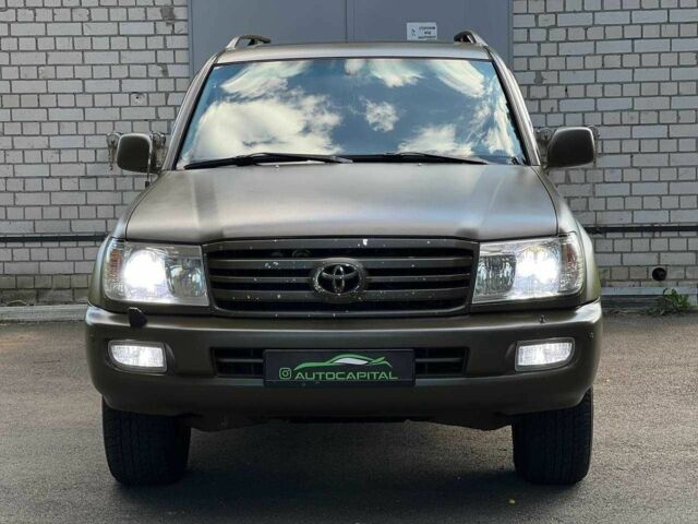 Зелений Тойота Ленд Крузер 100, об'ємом двигуна 4.2 л та пробігом 618 тис. км за 14490 $, фото 2 на Automoto.ua