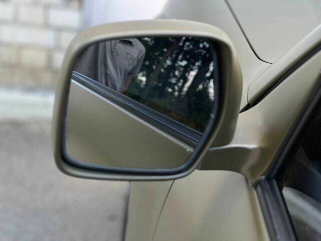 Зелений Тойота Ленд Крузер 100, об'ємом двигуна 4.2 л та пробігом 618 тис. км за 14490 $, фото 9 на Automoto.ua