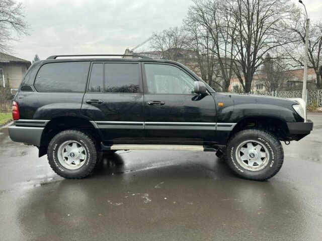 Черный Тойота Ленд Крузер 105, объемом двигателя 0 л и пробегом 350 тыс. км за 24990 $, фото 7 на Automoto.ua