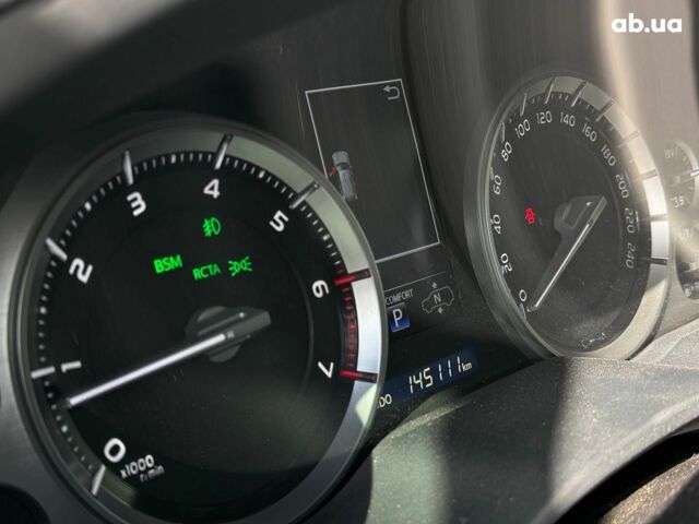 Белый Тойота Ленд Крузер 200, объемом двигателя 4.7 л и пробегом 145 тыс. км за 46590 $, фото 16 на Automoto.ua