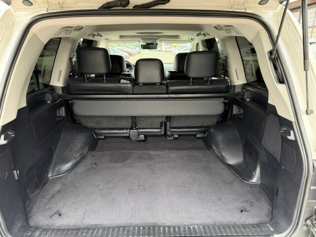 Белый Тойота Ленд Крузер 200, объемом двигателя 4.5 л и пробегом 167 тыс. км за 46800 $, фото 1 на Automoto.ua