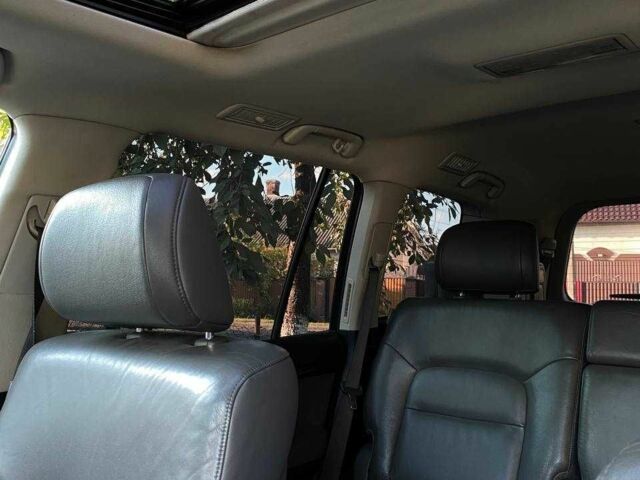 Бежевый Тойота Ленд Крузер 200, объемом двигателя 4.5 л и пробегом 519 тыс. км за 20500 $, фото 7 на Automoto.ua