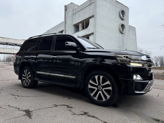 Чорний Тойота Ленд Крузер 200, об'ємом двигуна 4.7 л та пробігом 315 тис. км за 28500 $, фото 4 на Automoto.ua