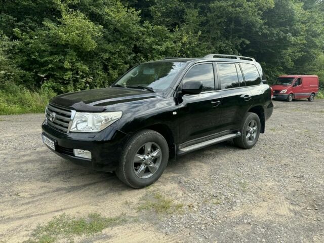 Чорний Тойота Ленд Крузер 200, об'ємом двигуна 4.5 л та пробігом 275 тис. км за 22500 $, фото 2 на Automoto.ua