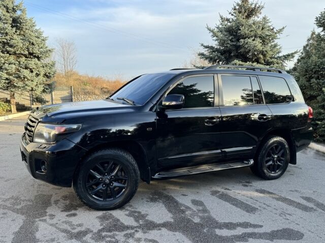 Чорний Тойота Ленд Крузер 200, об'ємом двигуна 4.7 л та пробігом 220 тис. км за 22800 $, фото 2 на Automoto.ua