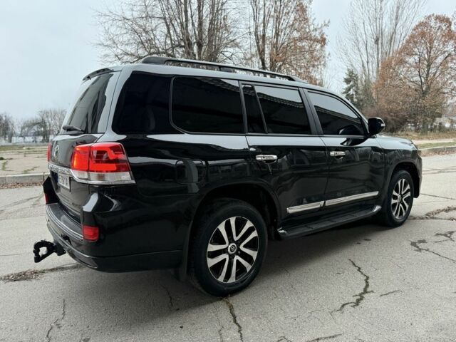 Черный Тойота Ленд Крузер 200, объемом двигателя 4.7 л и пробегом 315 тыс. км за 28500 $, фото 6 на Automoto.ua