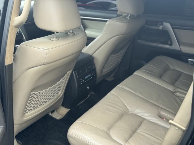 Чорний Тойота Ленд Крузер 200, об'ємом двигуна 4.5 л та пробігом 280 тис. км за 25900 $, фото 8 на Automoto.ua