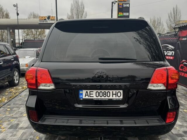 Чорний Тойота Ленд Крузер 200, об'ємом двигуна 4.5 л та пробігом 280 тис. км за 25900 $, фото 5 на Automoto.ua