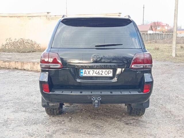 Черный Тойота Ленд Крузер 200, объемом двигателя 4.5 л и пробегом 260 тыс. км за 23500 $, фото 5 на Automoto.ua