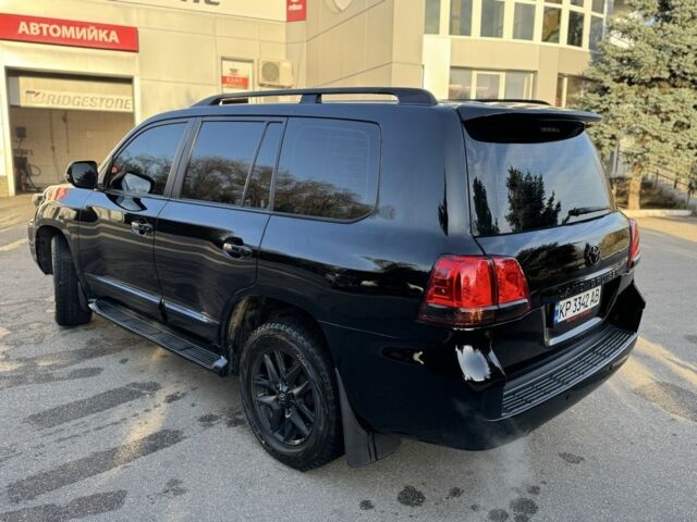 Черный Тойота Ленд Крузер 200, объемом двигателя 4.7 л и пробегом 220 тыс. км за 22800 $, фото 12 на Automoto.ua