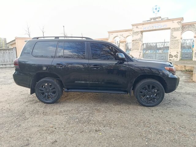 Черный Тойота Ленд Крузер 200, объемом двигателя 4.5 л и пробегом 260 тыс. км за 23500 $, фото 3 на Automoto.ua