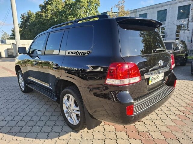 Черный Тойота Ленд Крузер 200, объемом двигателя 4.7 л и пробегом 136 тыс. км за 57000 $, фото 2 на Automoto.ua