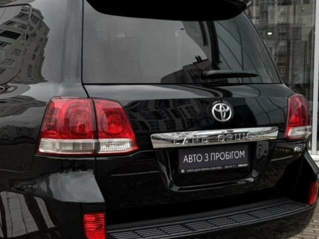 Черный Тойота Ленд Крузер 200, объемом двигателя 4.5 л и пробегом 320 тыс. км за 23500 $, фото 21 на Automoto.ua