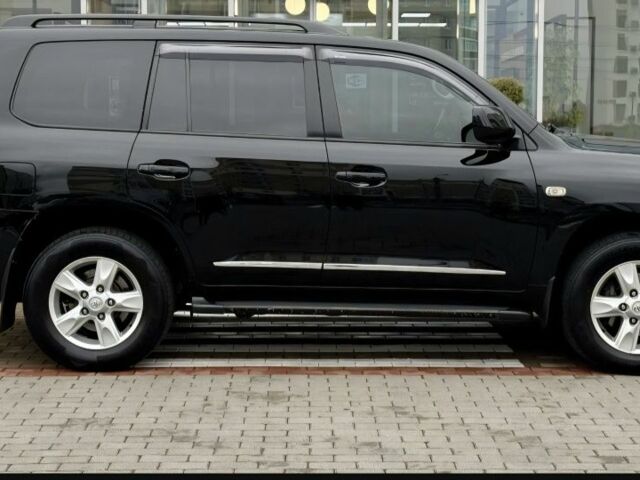 Черный Тойота Ленд Крузер 200, объемом двигателя 4.5 л и пробегом 320 тыс. км за 23500 $, фото 16 на Automoto.ua