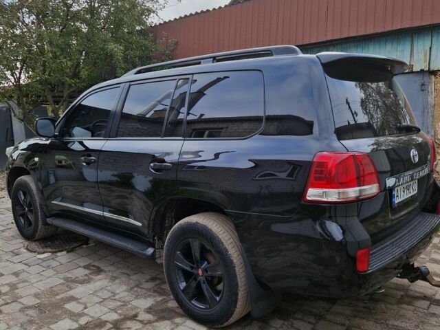 Черный Тойота Ленд Крузер 200, объемом двигателя 4.5 л и пробегом 320 тыс. км за 23500 $, фото 1 на Automoto.ua