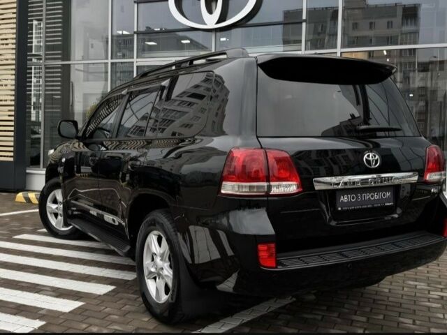 Черный Тойота Ленд Крузер 200, объемом двигателя 4.5 л и пробегом 320 тыс. км за 23500 $, фото 20 на Automoto.ua