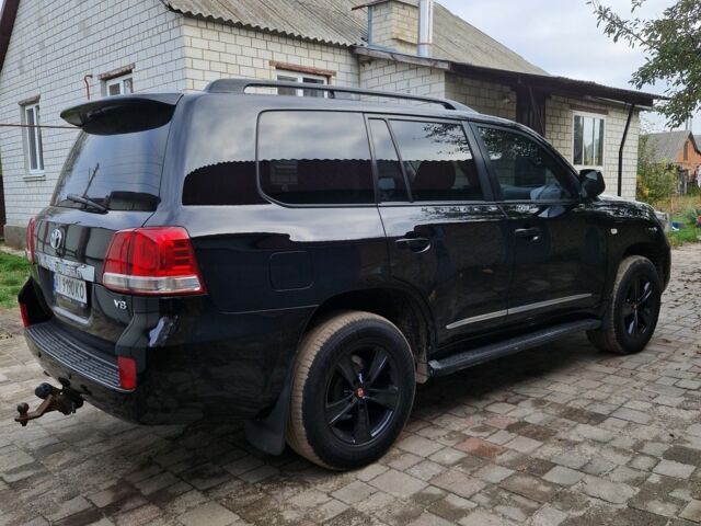 Черный Тойота Ленд Крузер 200, объемом двигателя 4.5 л и пробегом 320 тыс. км за 23500 $, фото 2 на Automoto.ua