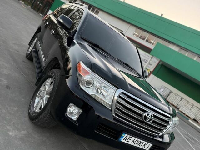 Черный Тойота Ленд Крузер 200, объемом двигателя 4.5 л и пробегом 257 тыс. км за 29300 $, фото 1 на Automoto.ua