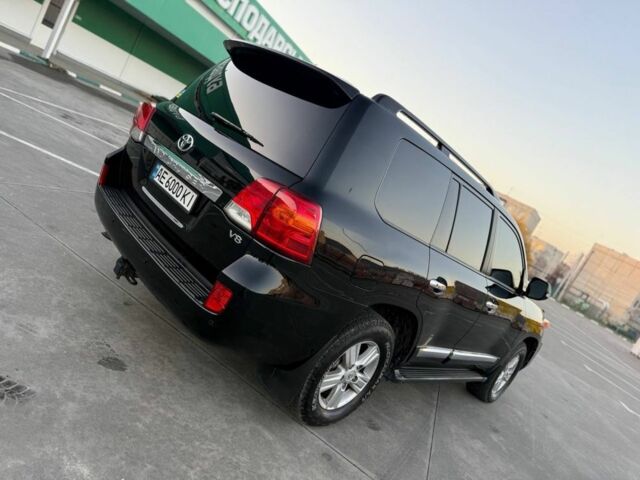 Черный Тойота Ленд Крузер 200, объемом двигателя 4.5 л и пробегом 257 тыс. км за 29300 $, фото 6 на Automoto.ua